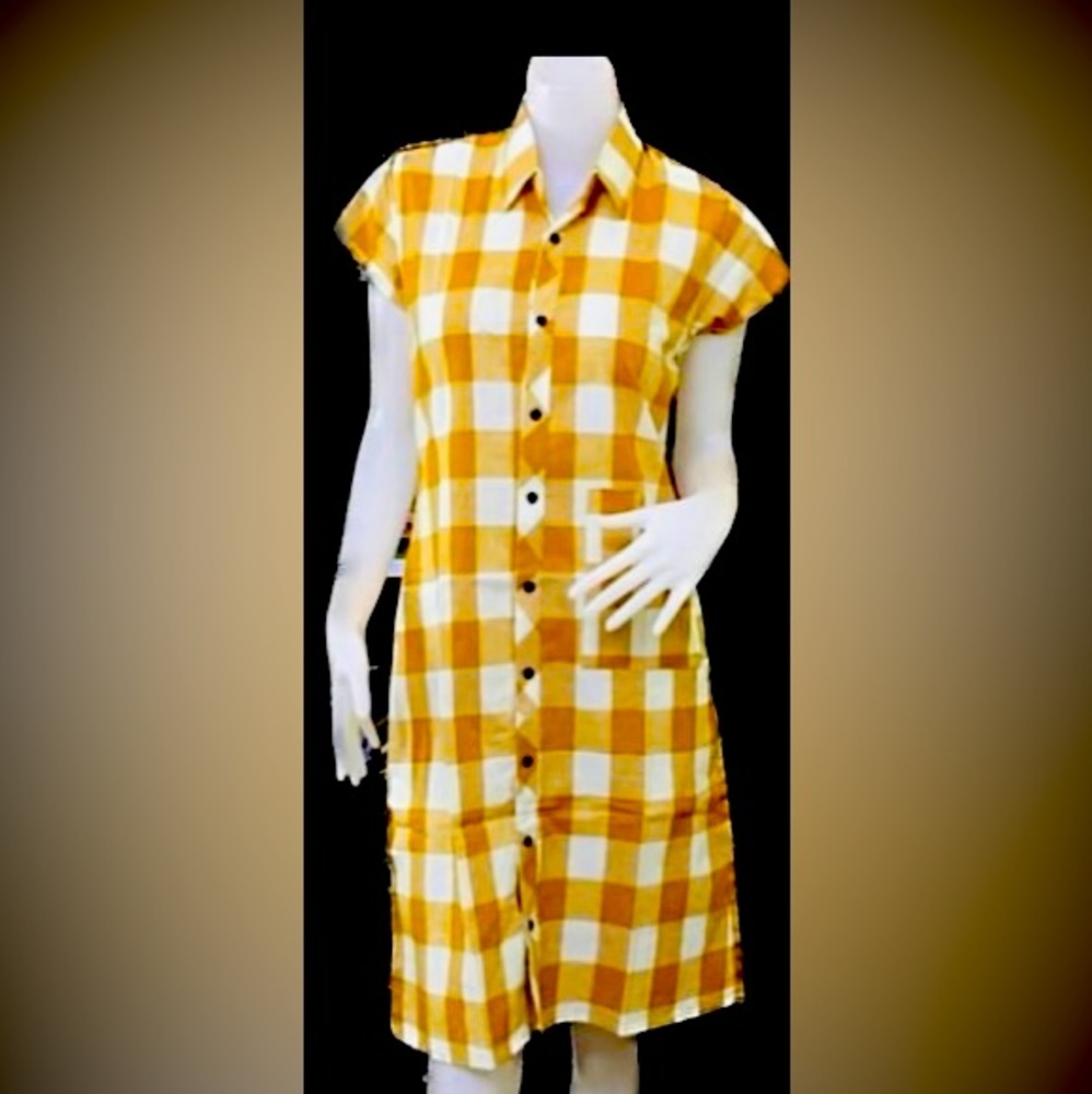 Handmade Myin-Chan cotton plaid dress. Light weight suitable for all occasions.